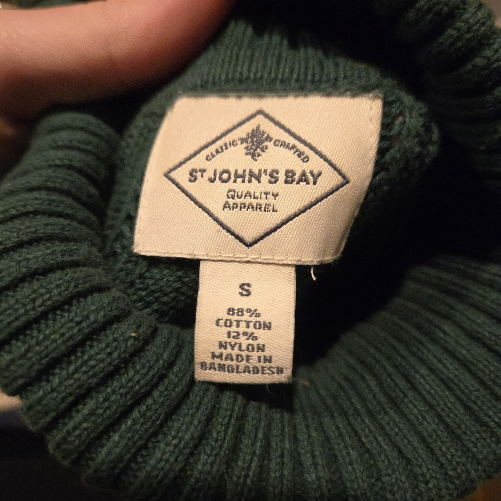 St. John's Bay Forest Green Knit Sweater - Picture 4 of 4